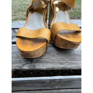 MICHAEL KORS IVANA SANDAL WOMENS PLATFORM SANDALS HEELS  SHOES Size 8 1/2